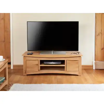 Light Solid Oak Widescreen TV Cabinet