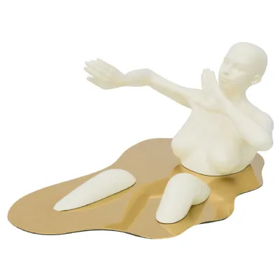 Bathing Lady Sculpture – Cream