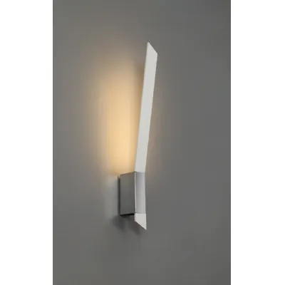 Benenden Wall Lamp, 1 x 8W LED, 3000K, 560lm, Sand White Polished Chrome, 3yrs Warranty